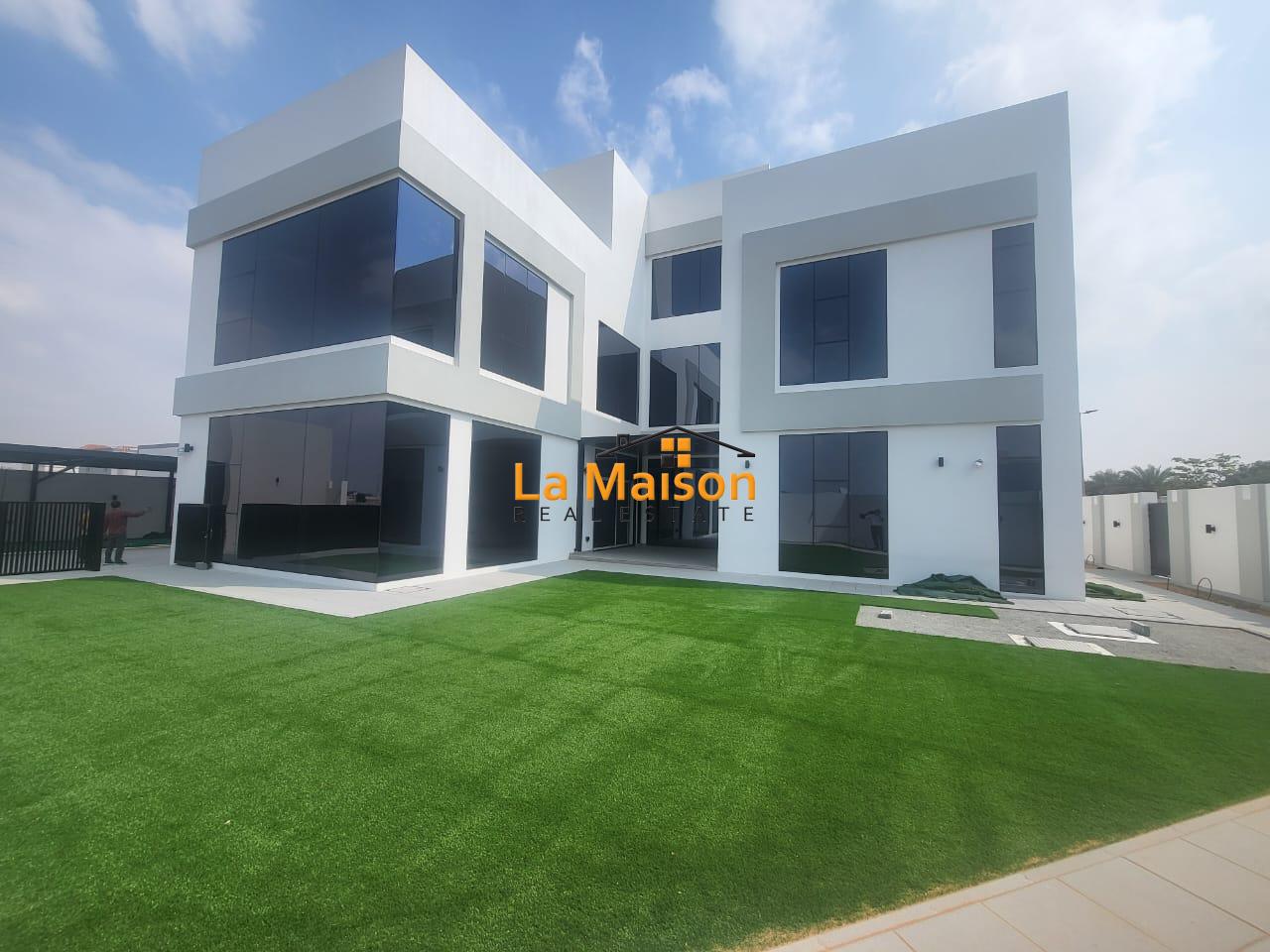 Modern Lavish 5bedroom Villa in nad al shiba rent is 2.5m