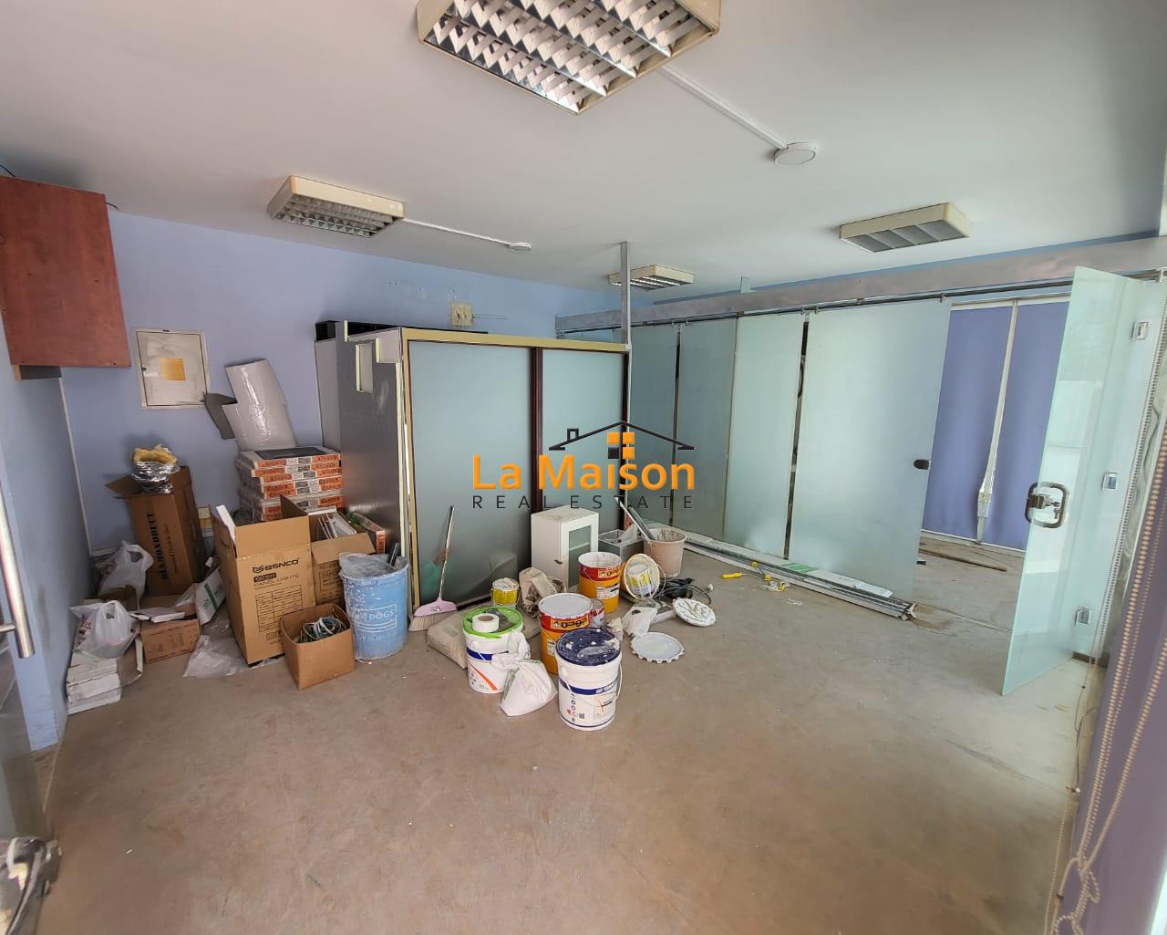 commercial villa in umm Suqeim First rent is 2m commercial villa in umm Suqeim First rent is 2m