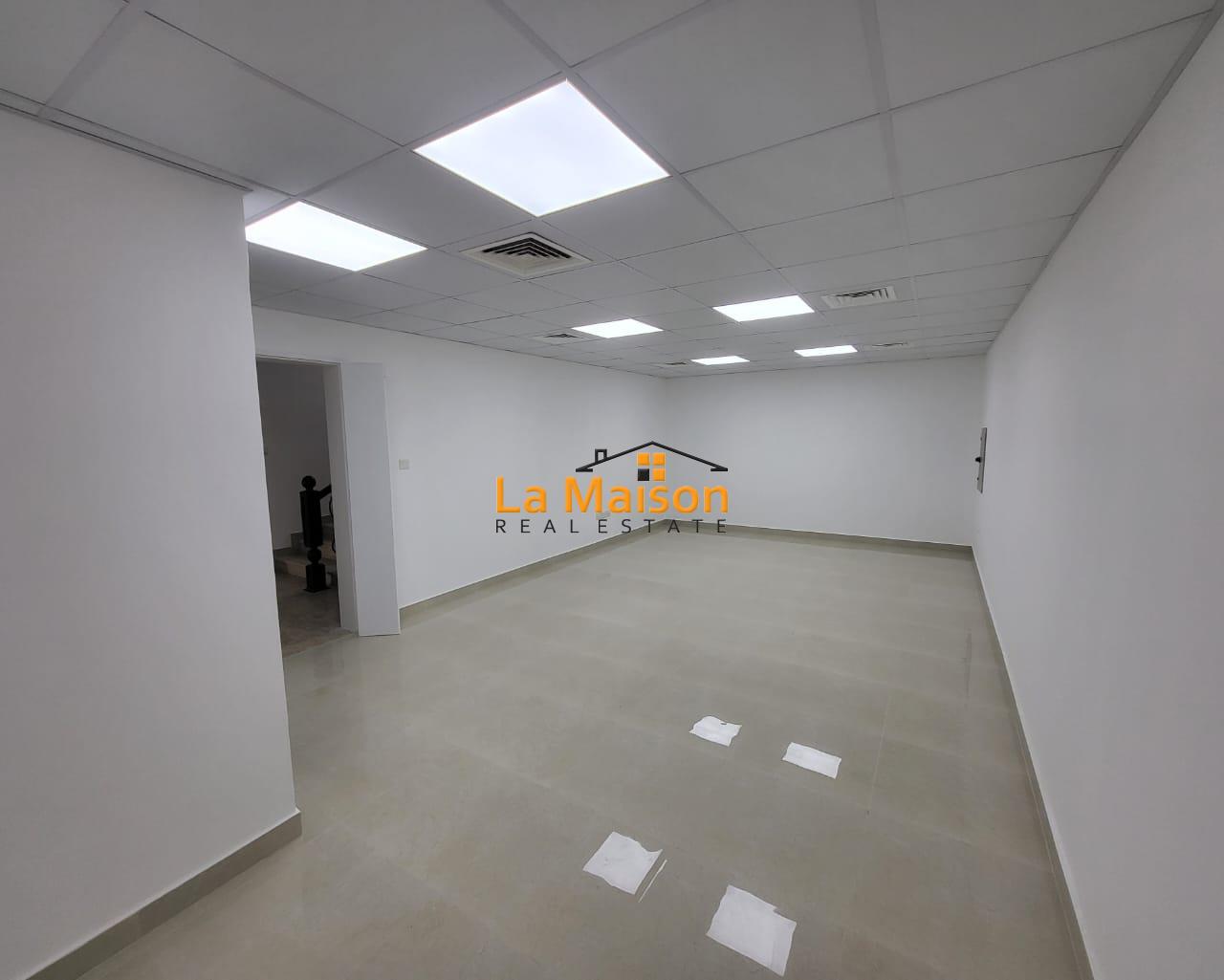 commercial villa in umm Suqeim First rent is 2m commercial villa in umm Suqeim First rent is 2m