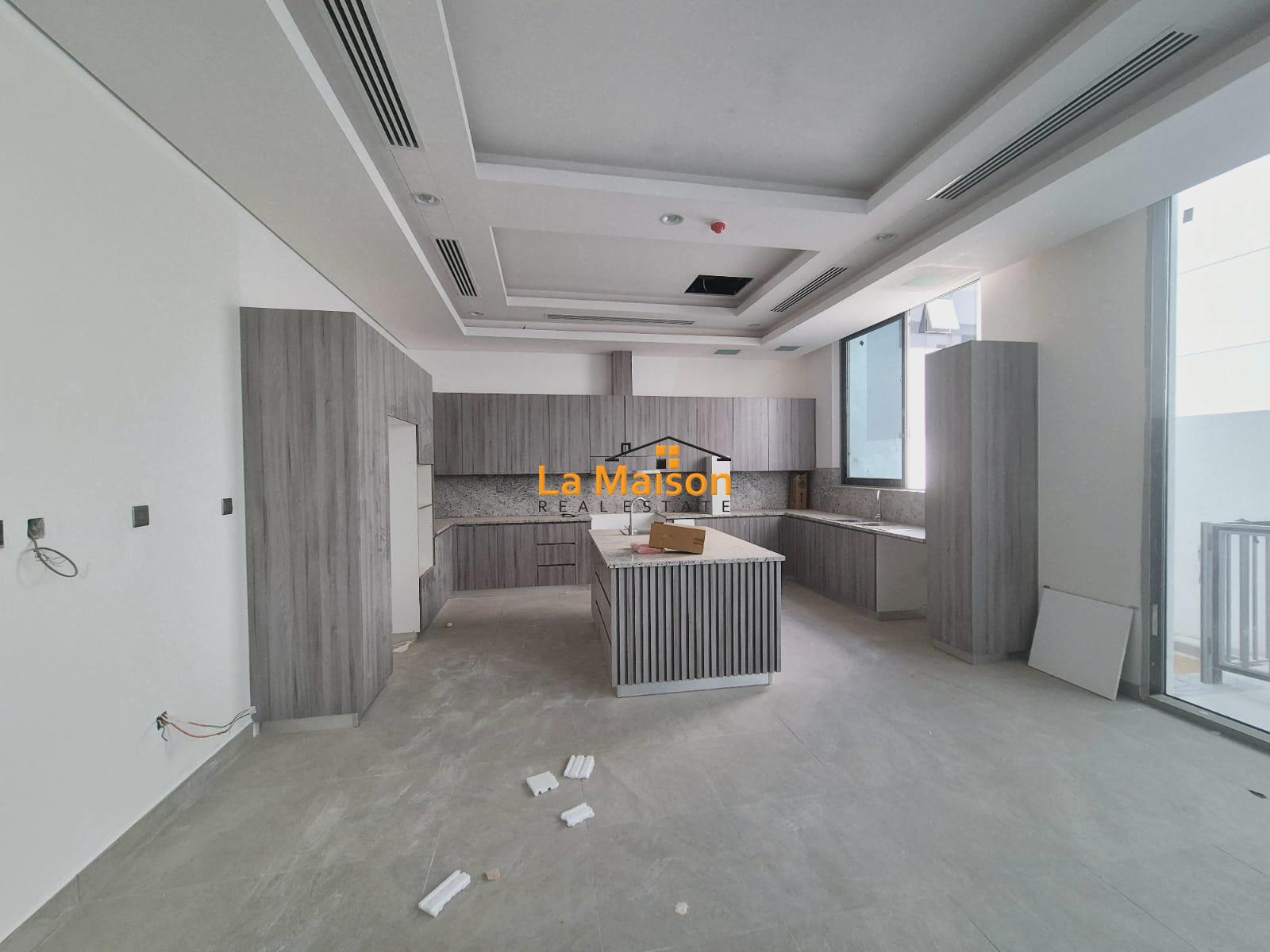semi compound 5bedroom villa in manara rent is 700k semi compound 5bedroom villa in manara rent is 700k