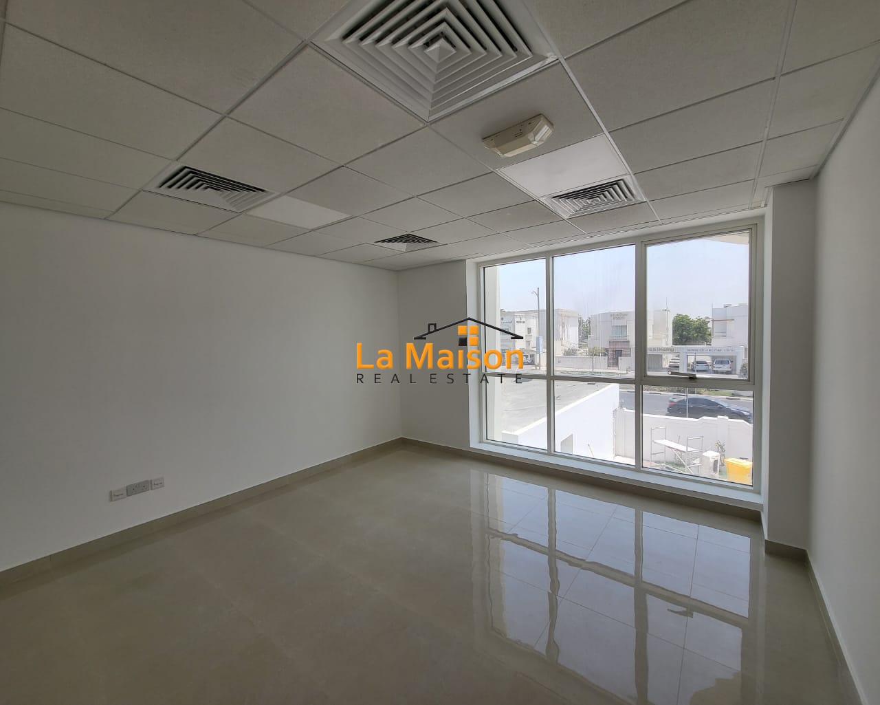commercial villa in umm Suqeim First rent is 2m commercial villa in umm Suqeim First rent is 2m